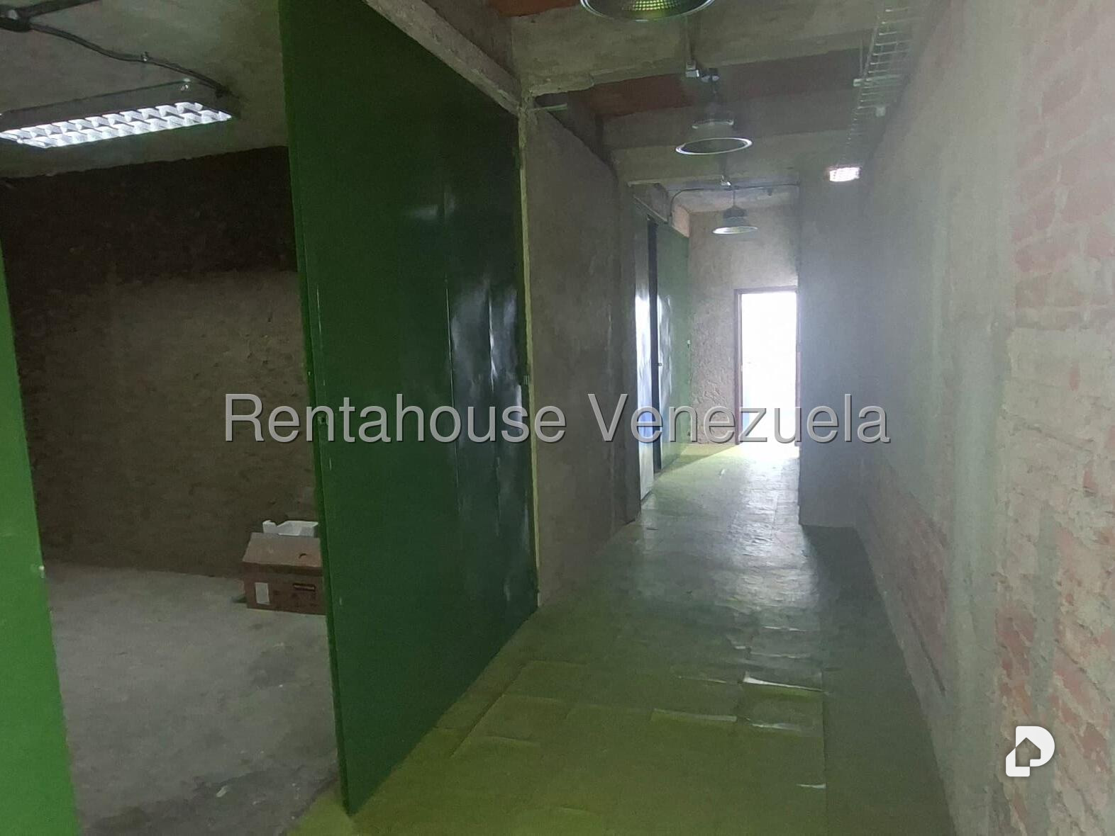 Local comercial en El Paraíso, Caracas