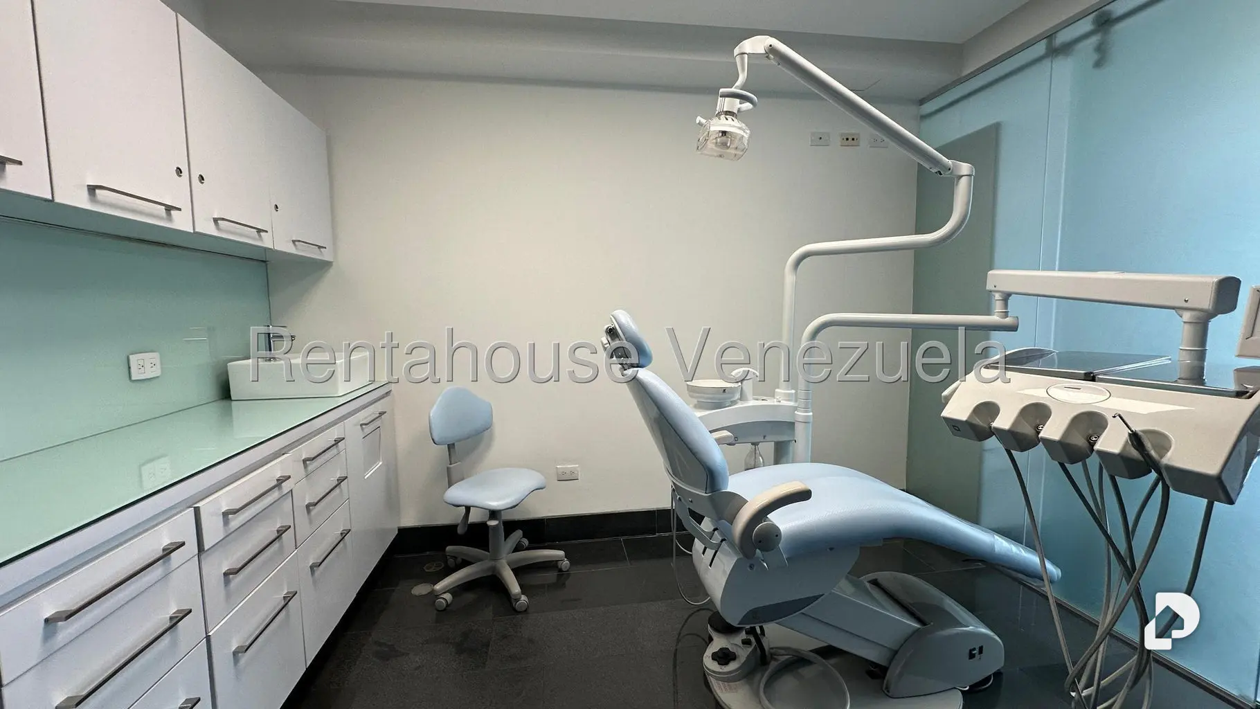 Local comercial en La Boyera, Caracas – 12