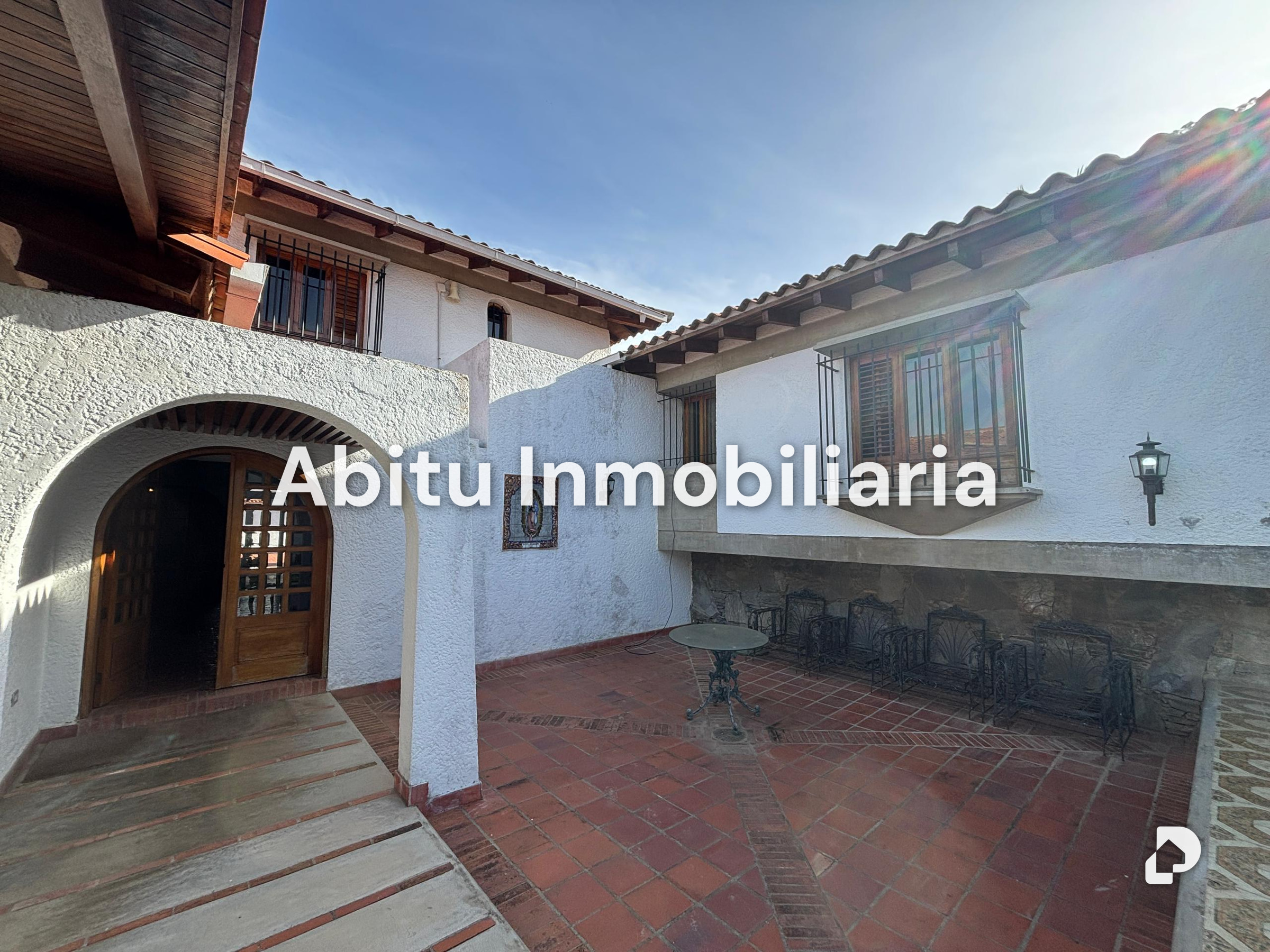 Casa en La Lagunita, Caracas – 7