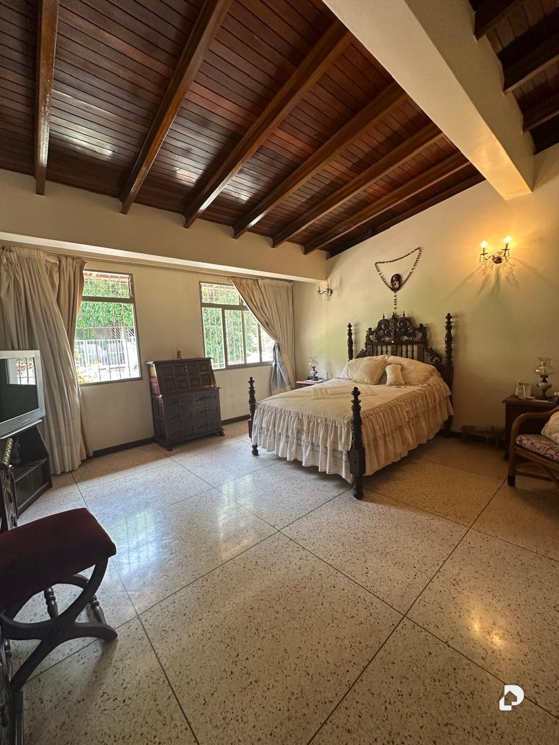 House in Terrazas del Club Hípico, Caracas – 17