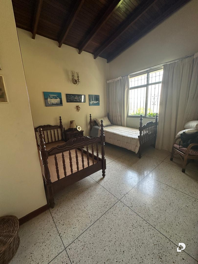 House in Terrazas del Club Hípico, Caracas – 21