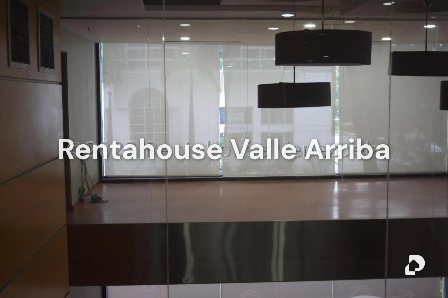 Local comercial en El Rosal, Caracas – 18