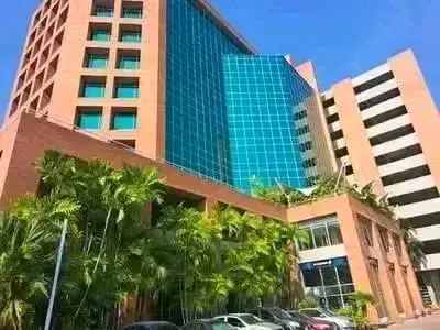 Office in Urbanización Las Palmeras, Lechería - 1