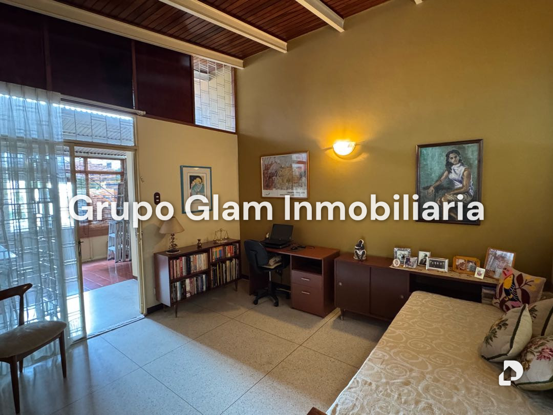 Casa en San Román, Caracas – 28