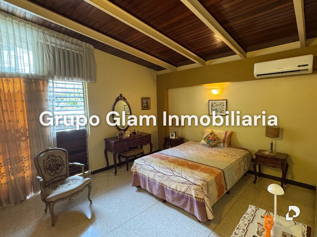 Casa en San Román, Caracas – 23
