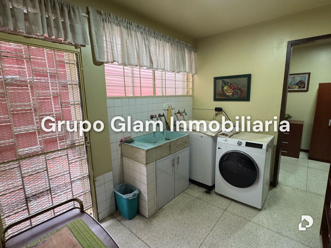 Casa en San Román, Caracas – 18