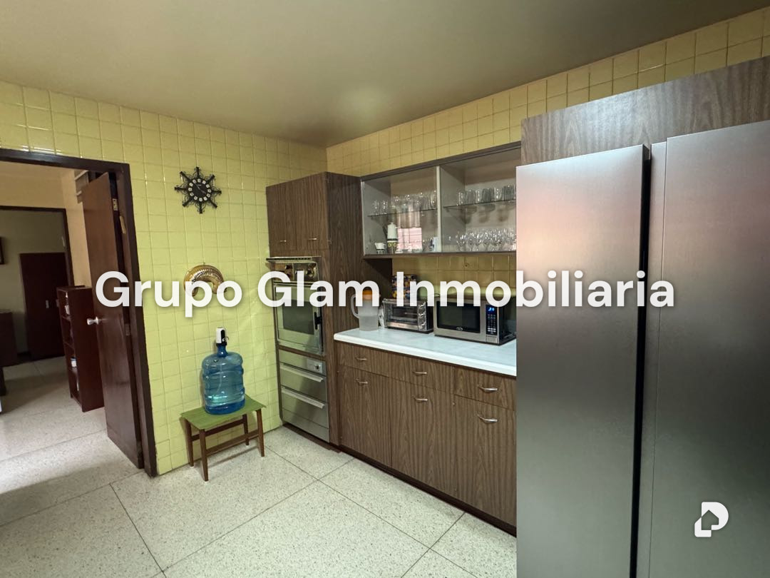 Casa en San Román, Caracas – 15