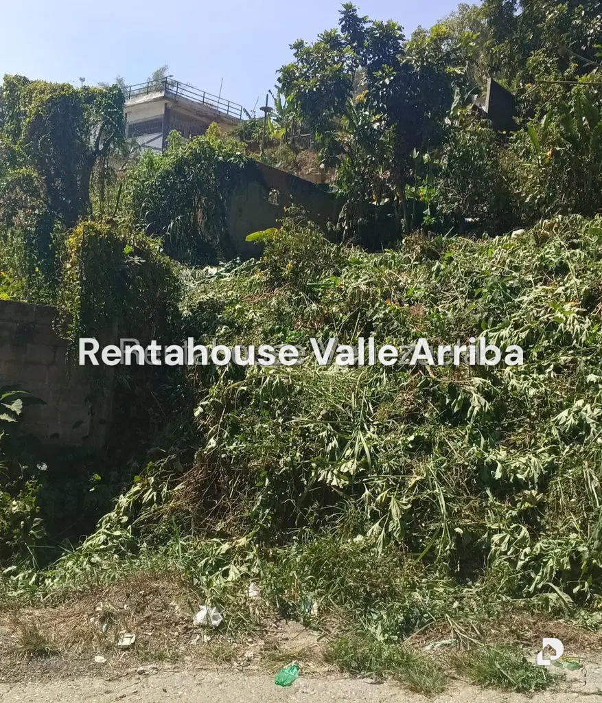 Terreno en Hoyo de la Puerta, Caracas – 11