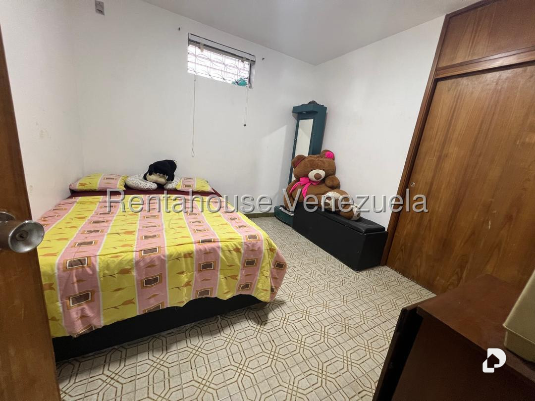 Casa en San Bernardino, Caracas – 23