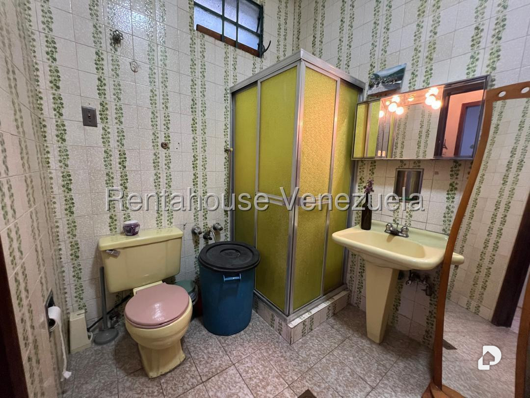 Casa en San Bernardino, Caracas – 13