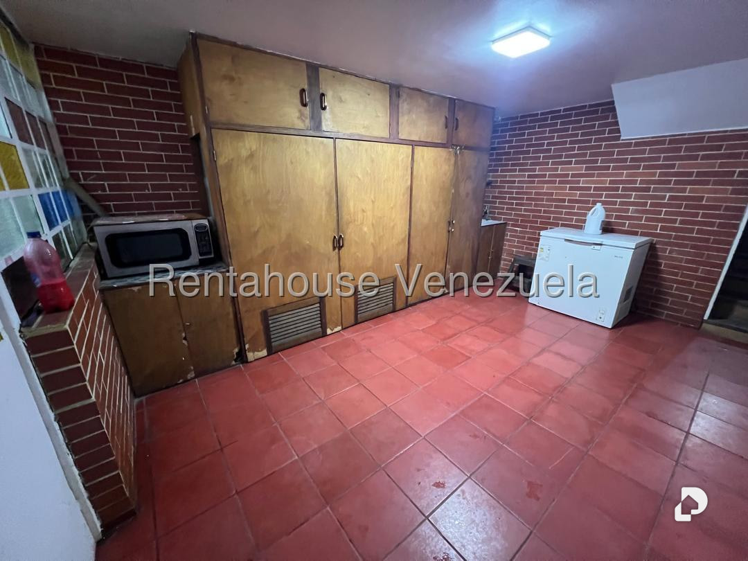 Casa en San Bernardino, Caracas – 24