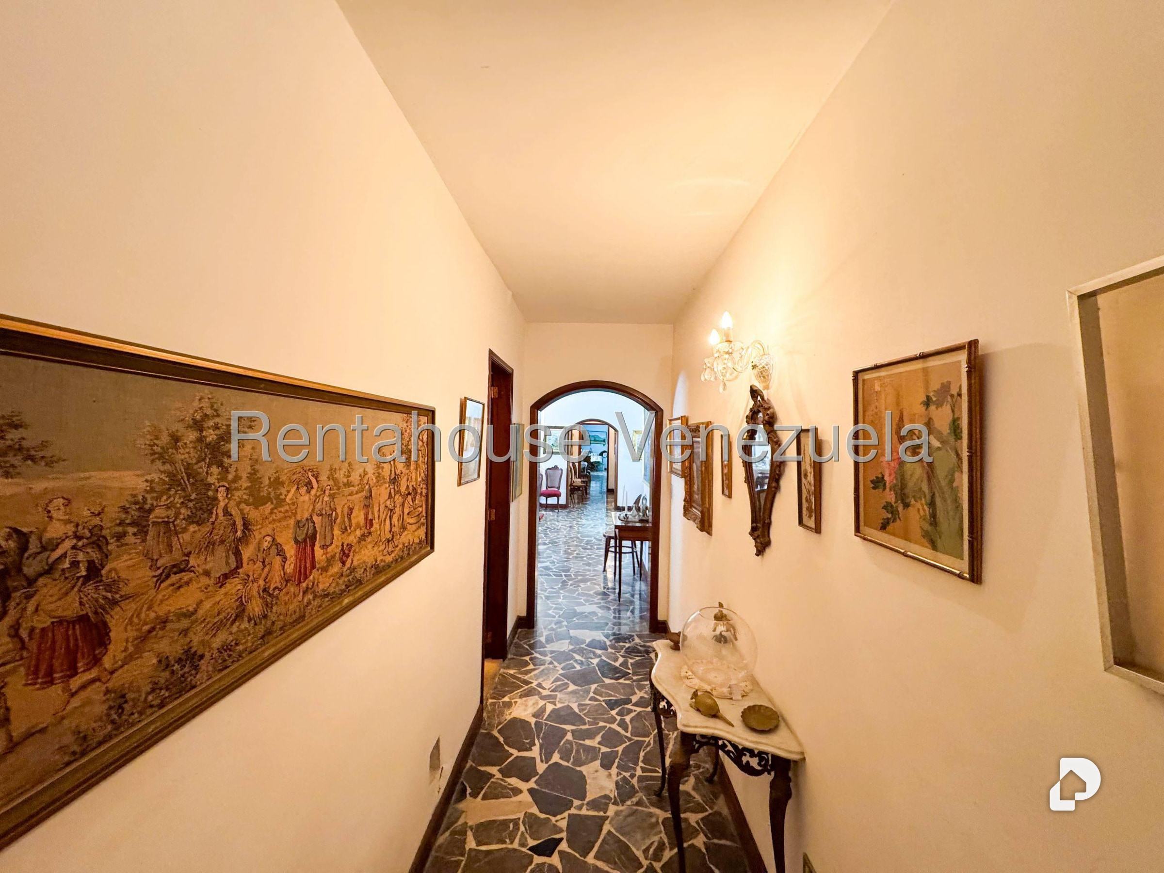 Casa en Lomas del Mirador, Caracas – 17
