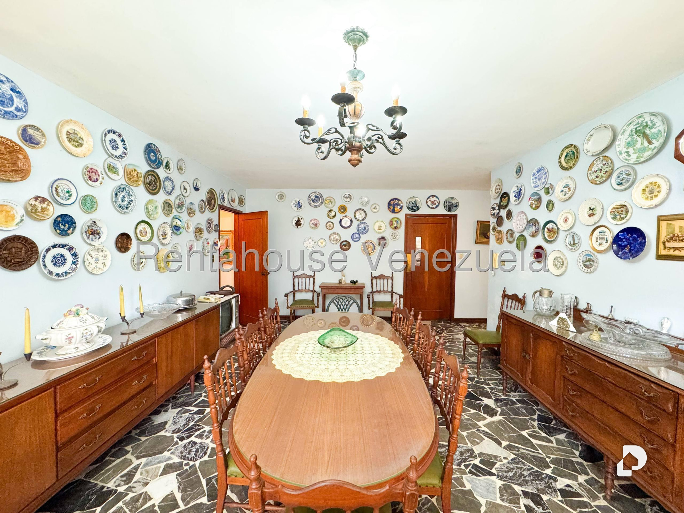 Casa en Lomas del Mirador, Caracas – 61