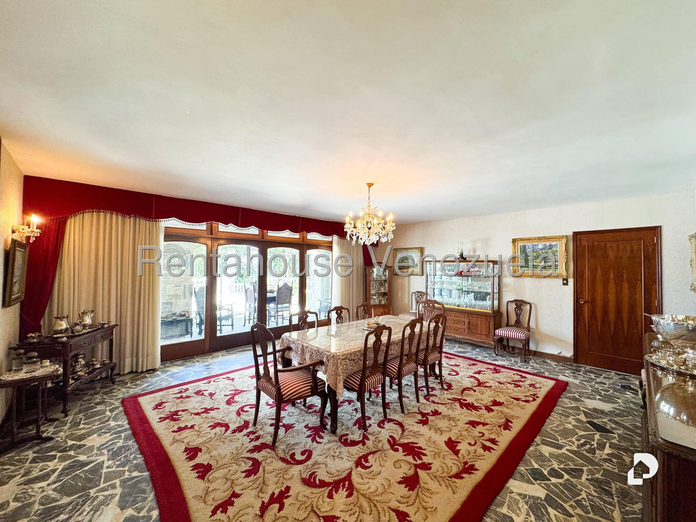 Casa en Lomas del Mirador, Caracas – 26