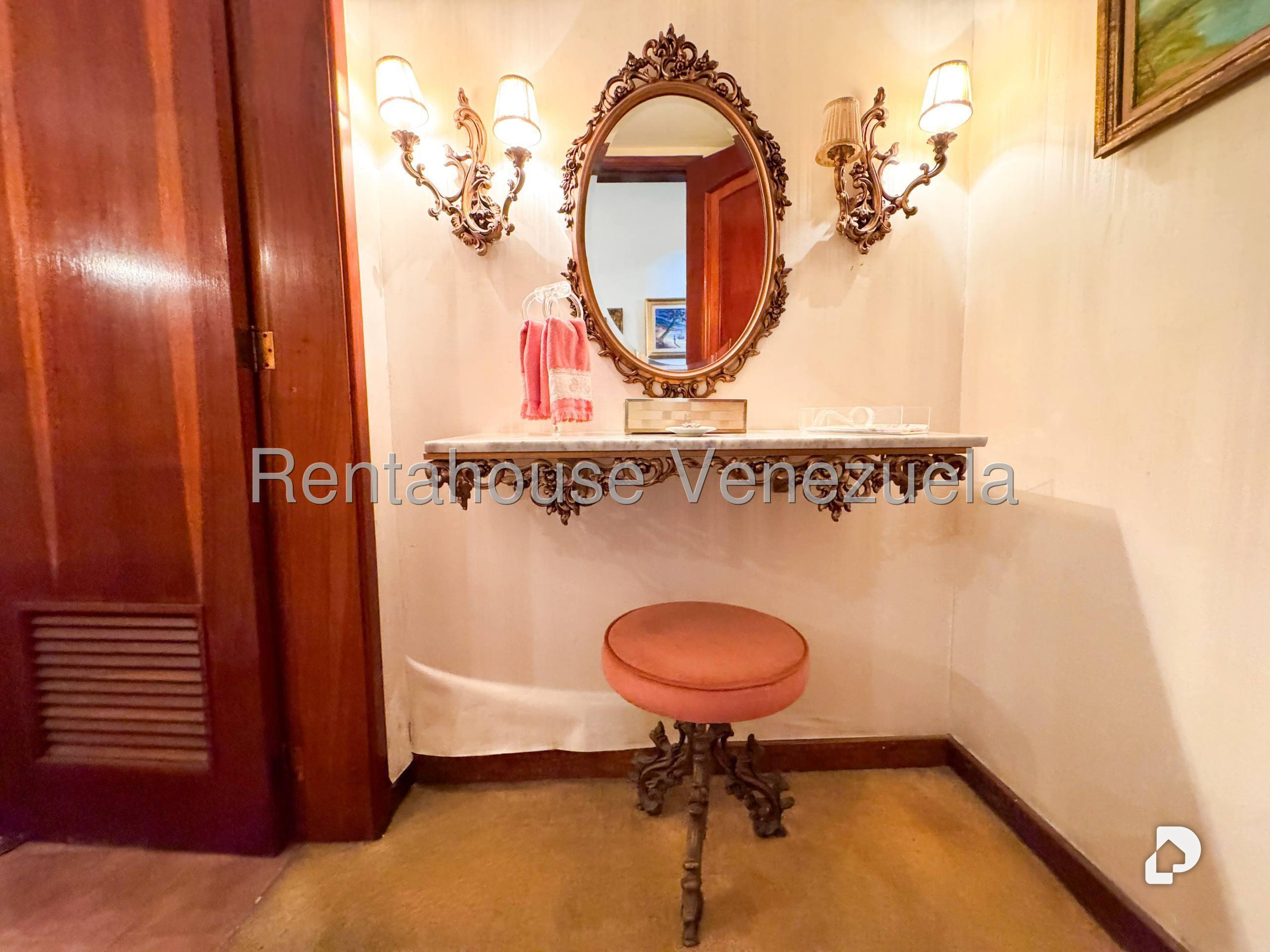 Casa en Lomas del Mirador, Caracas – 57