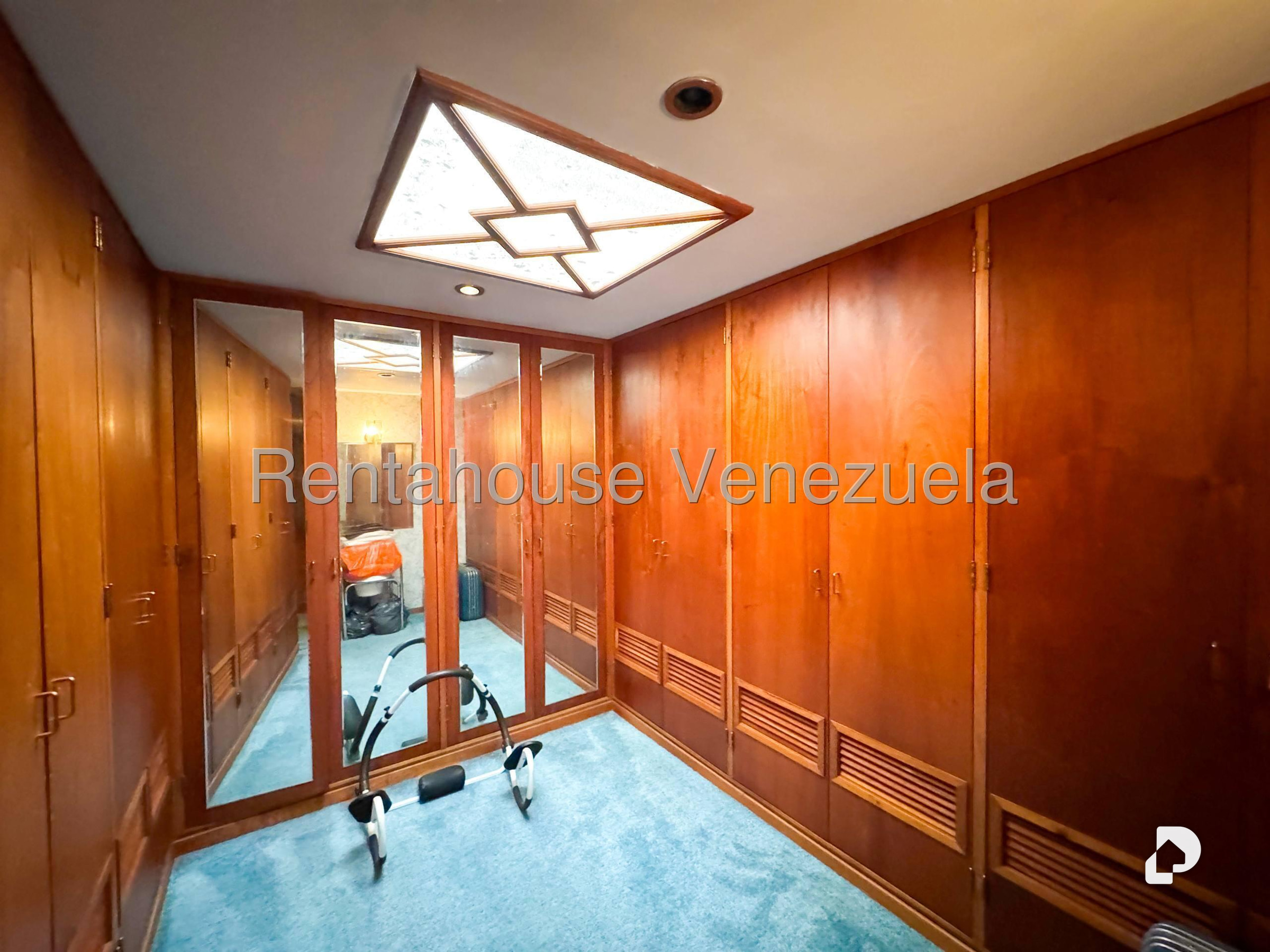 Casa en Lomas del Mirador, Caracas – 86