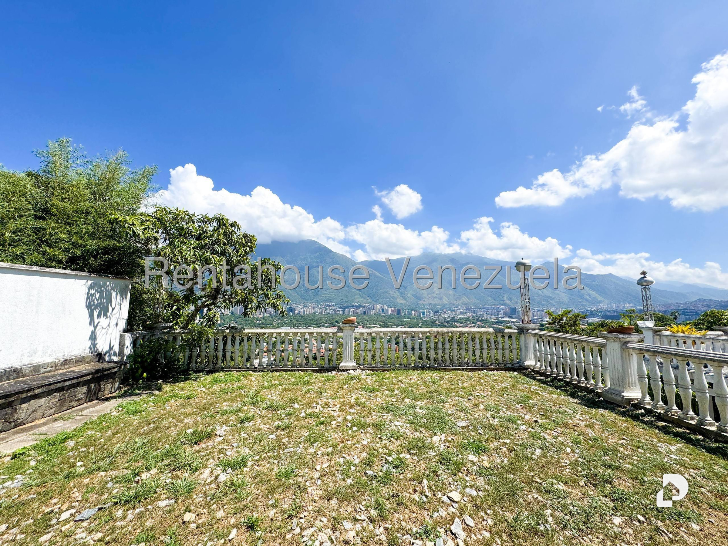 Casa en Lomas del Mirador, Caracas – 53