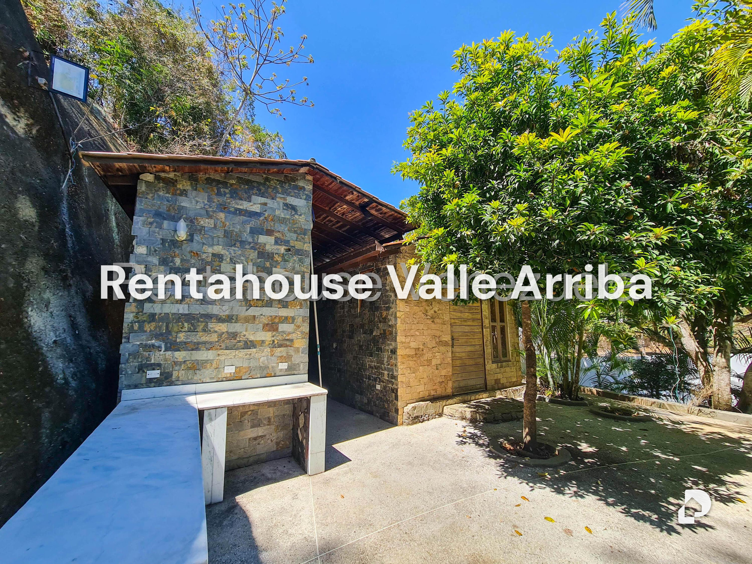 Casa en Cumbres de Curumo, Caracas – 12