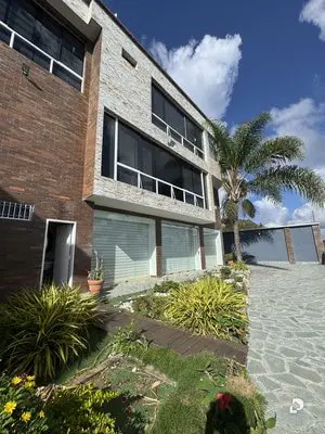 Casa en San Antonio de Los Altos, Altos Mirandinos – 2