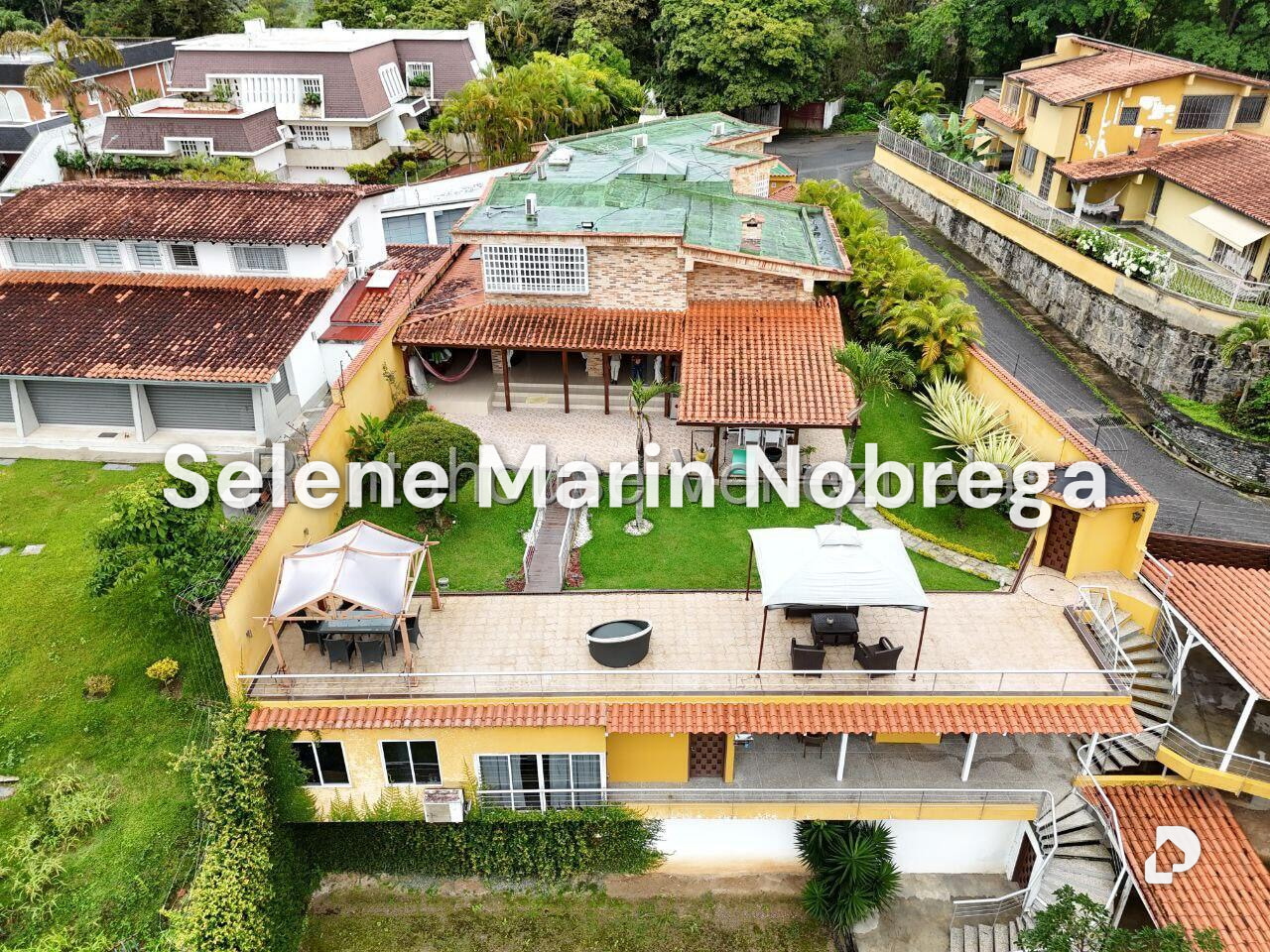 Casa en La Lagunita Country Club, Caracas – 2