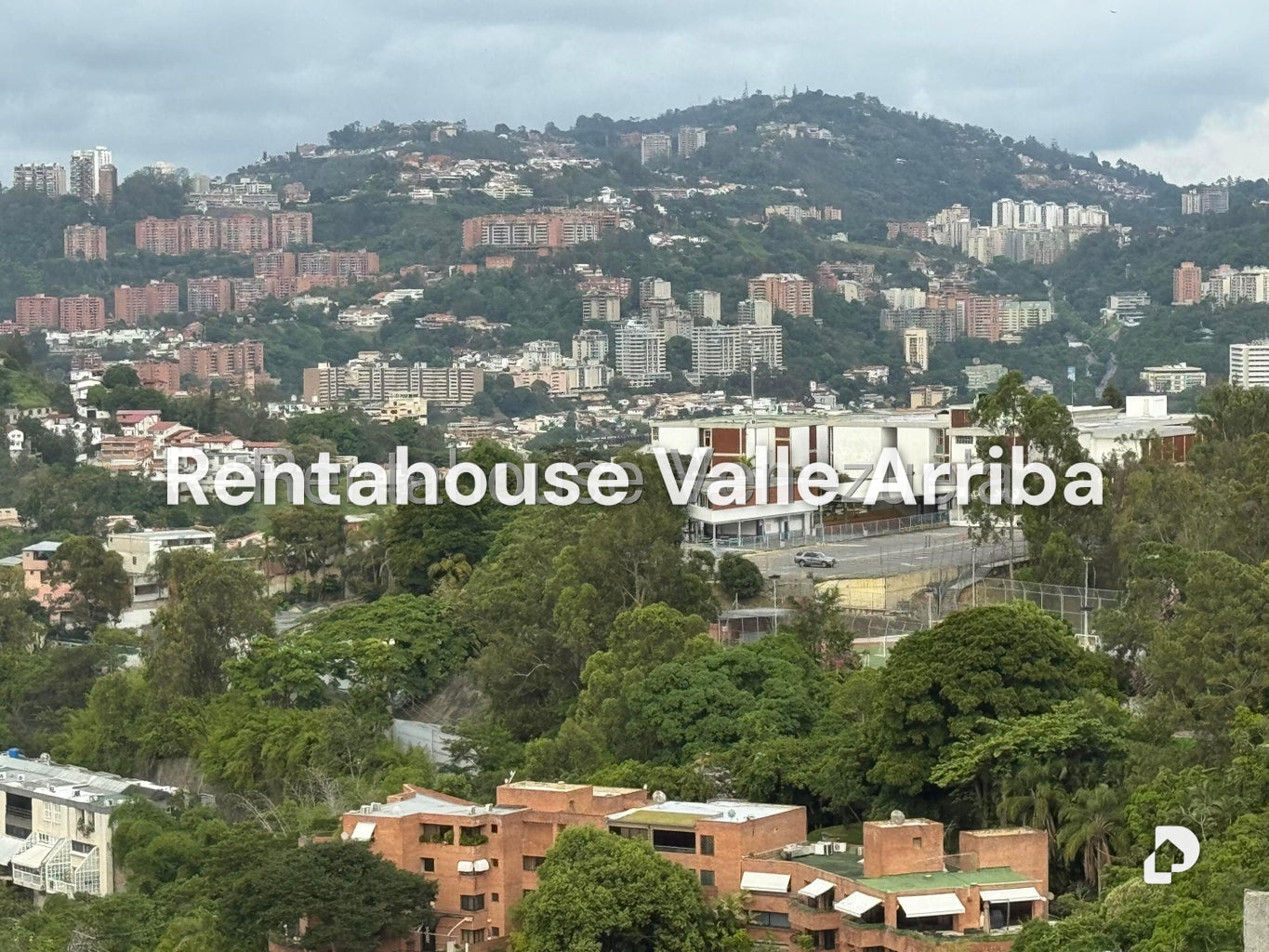 Apartamento en Lomas de Prados del Este, Caracas – 11