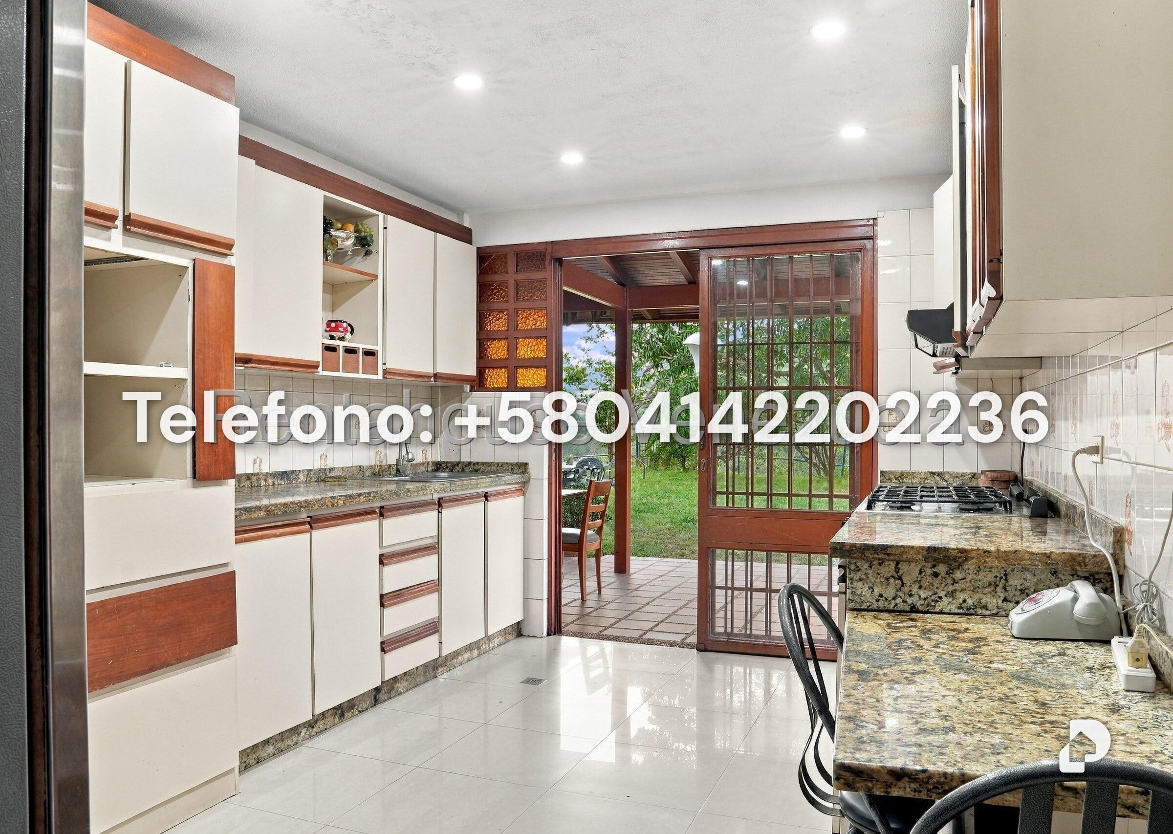Casa en Colinas del Tamanaco, Caracas – 36