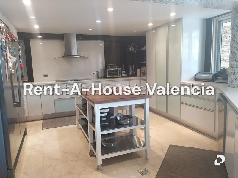 Casa en Guataparo, Valencia – 17
