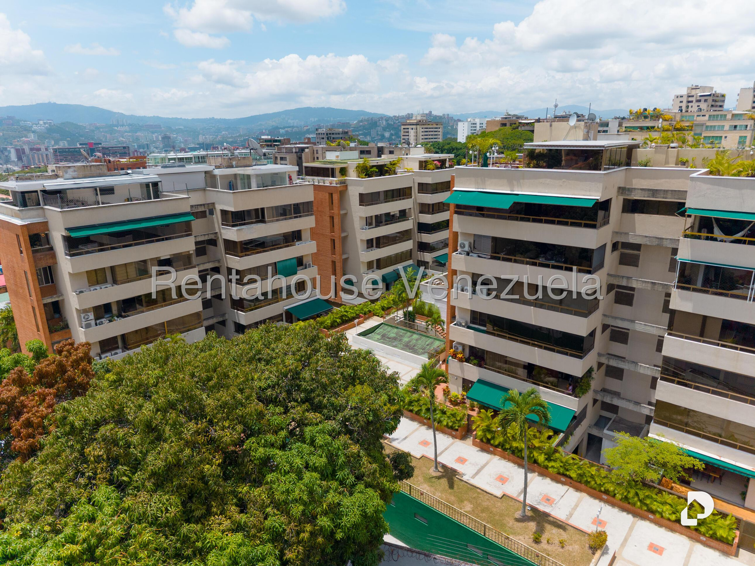 Apartamento en La Castellana, Caracas – 28