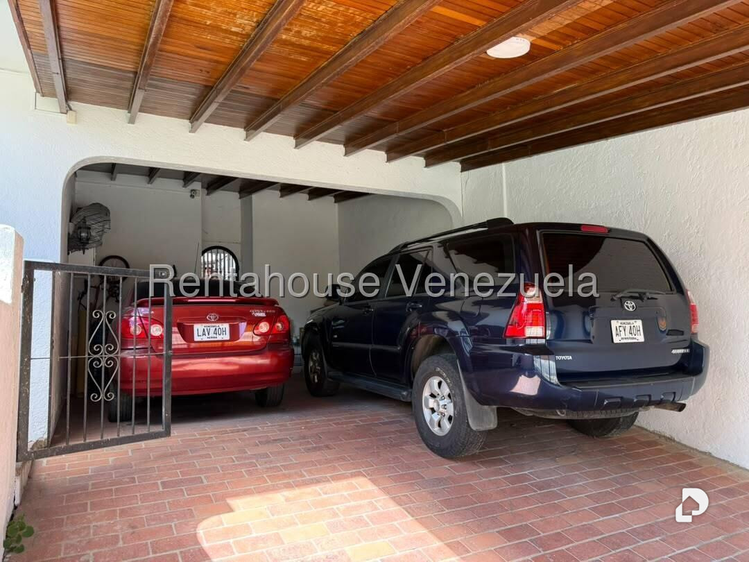 Casa en Santa Paula, Caracas – 4
