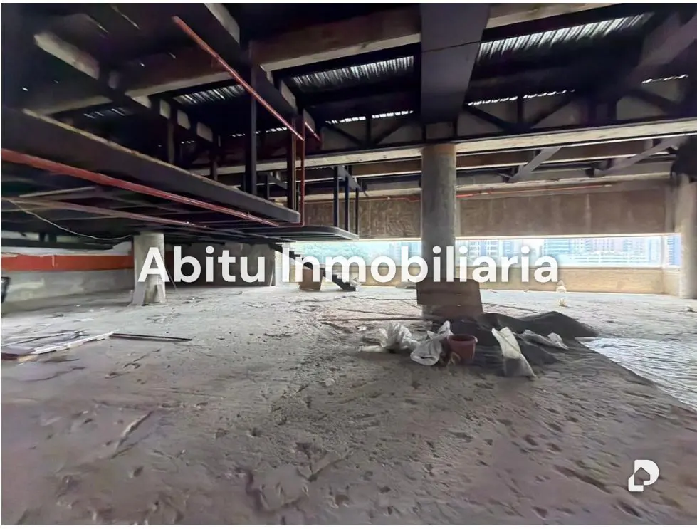 Local comercial en La Castellana, Caracas – 8