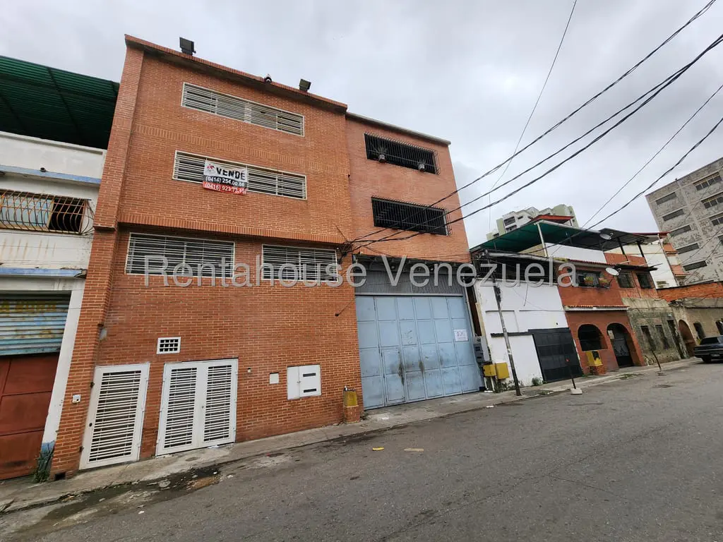 Edificio en Prado de María, Caracas - 1