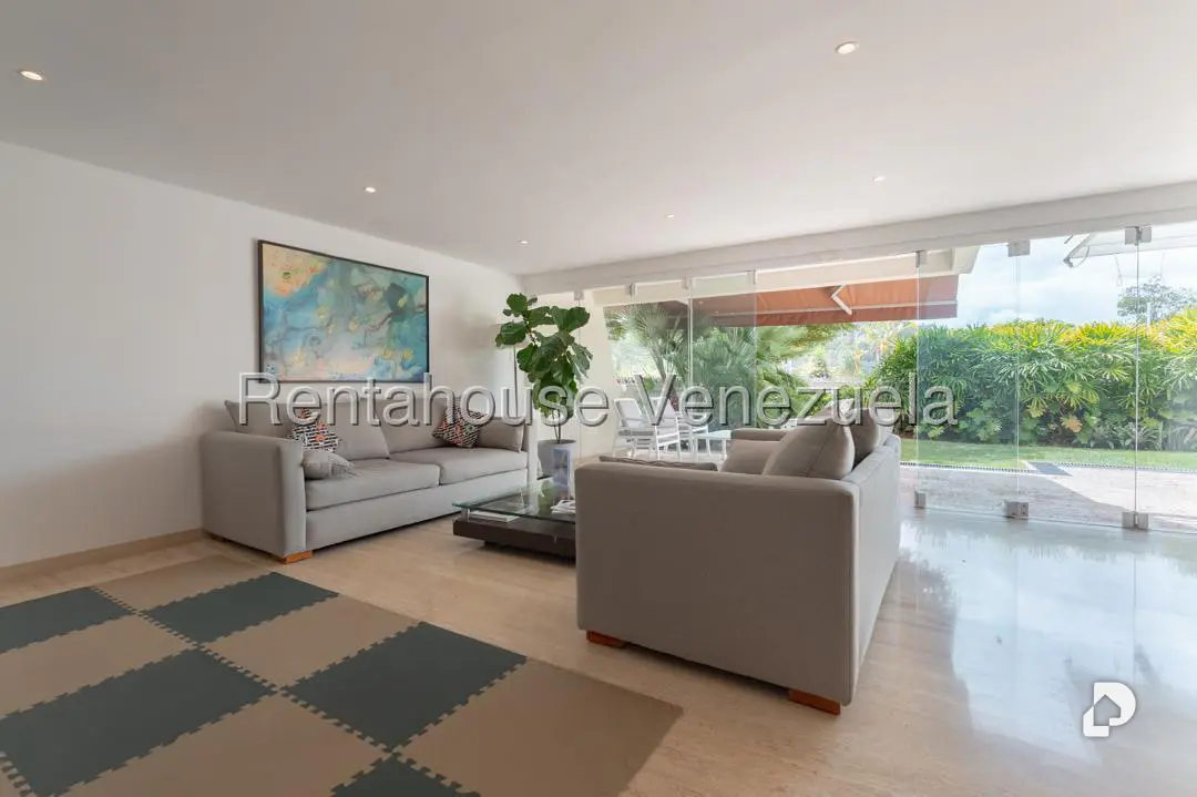Apartamento en Santa Rosa de Lima, Caracas – 17