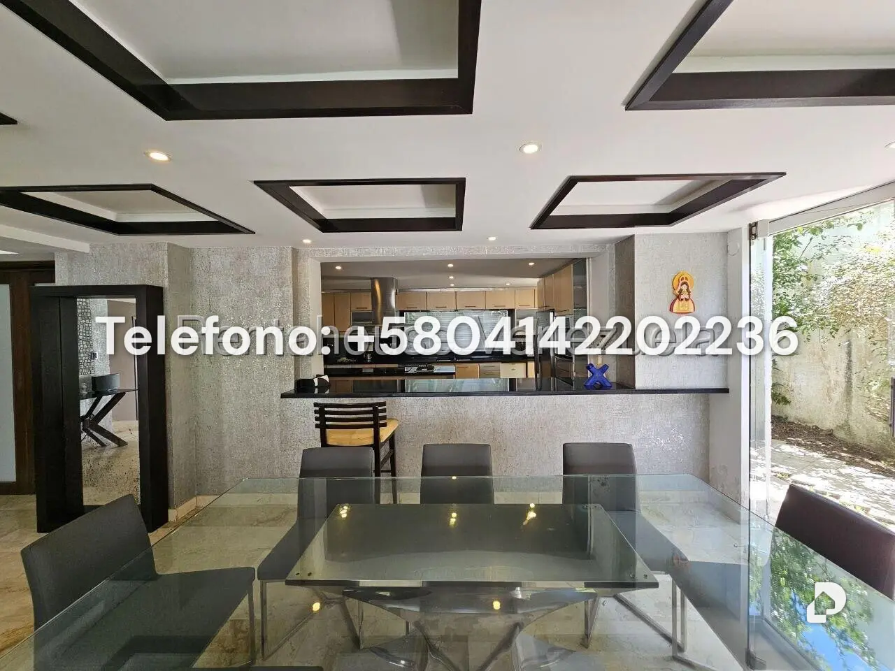 Casa en Lomas de La Lagunita, Caracas – 35