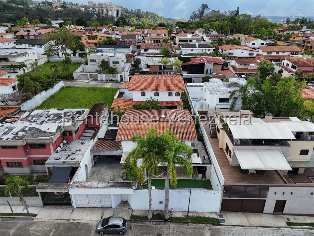 Casa en Lomas de La Lagunita, Caracas - 1