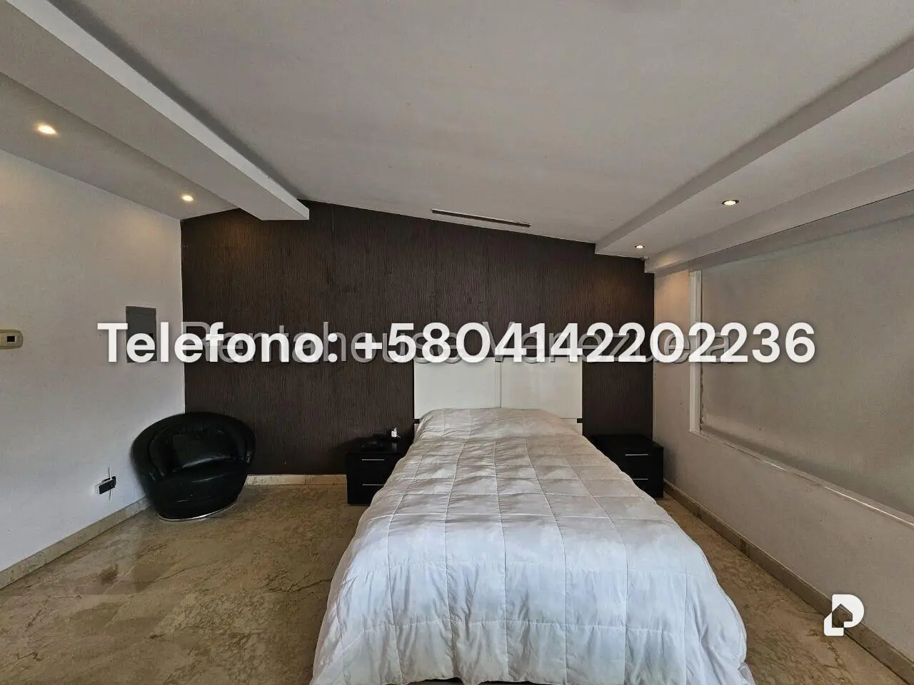Casa en Lomas de La Lagunita, Caracas – 48
