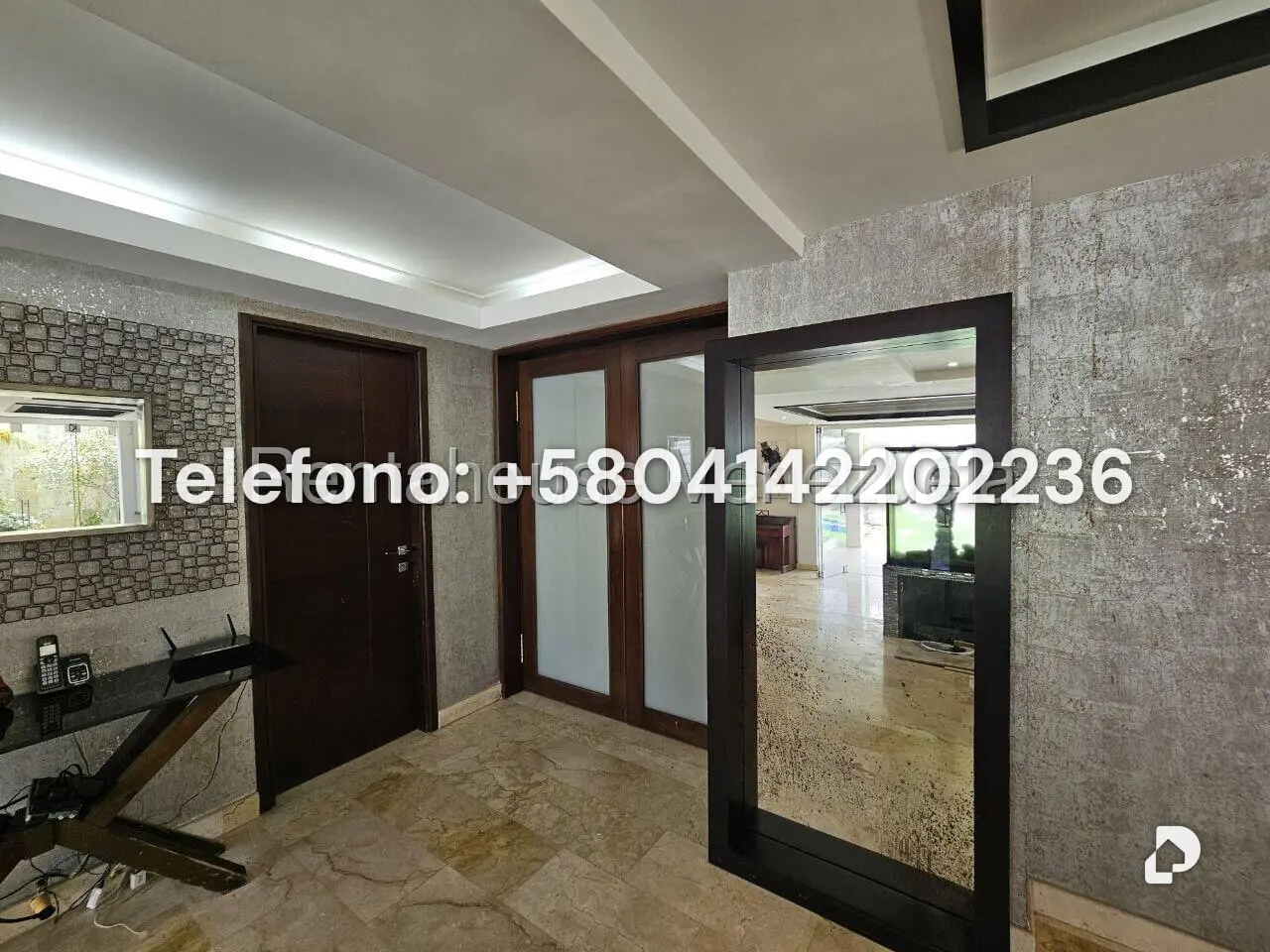 Casa en Lomas de La Lagunita, Caracas – 36