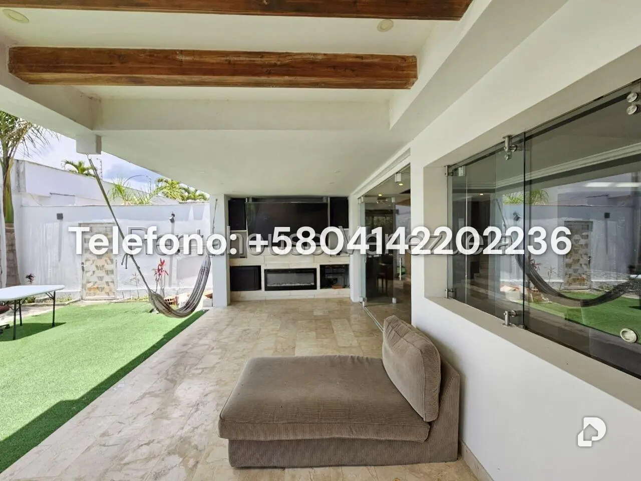 Casa en Lomas de La Lagunita, Caracas – 13