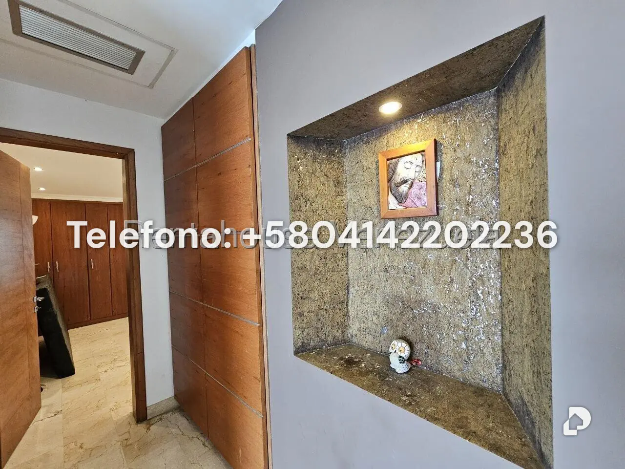 Casa en Lomas de La Lagunita, Caracas – 57