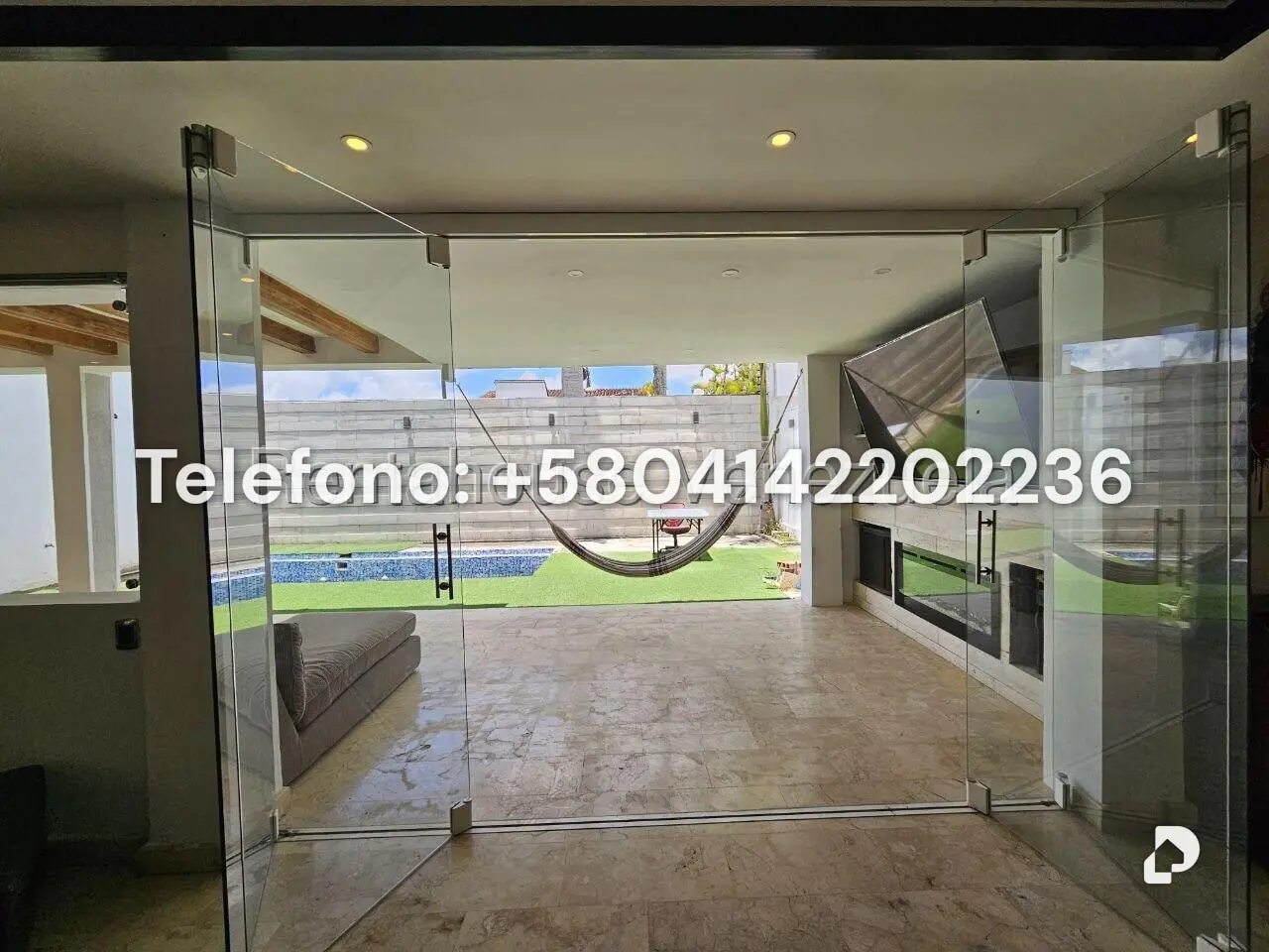 Casa en Lomas de La Lagunita, Caracas – 16