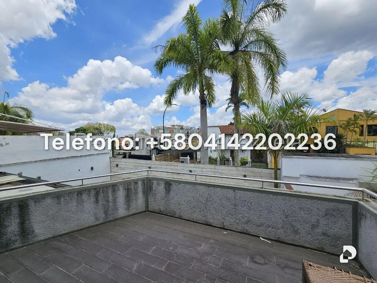 Casa en Lomas de La Lagunita, Caracas – 52