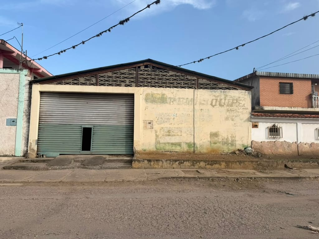 Warehouse in Juan de Villegas, Barquisimeto - 1