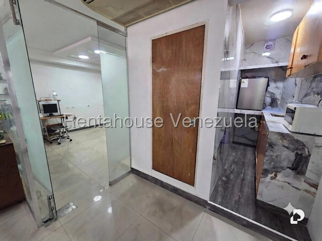 Oficina en Parroquia La Candelaria, Caracas – 9