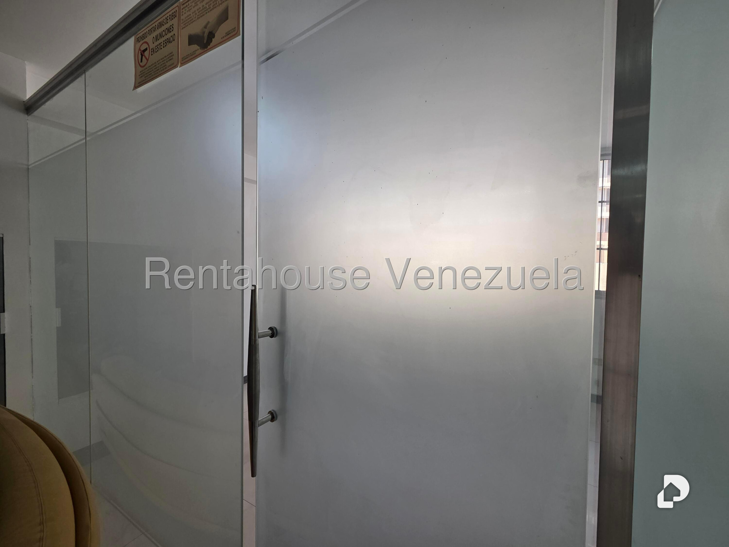 Oficina en Parroquia La Candelaria, Caracas – 20