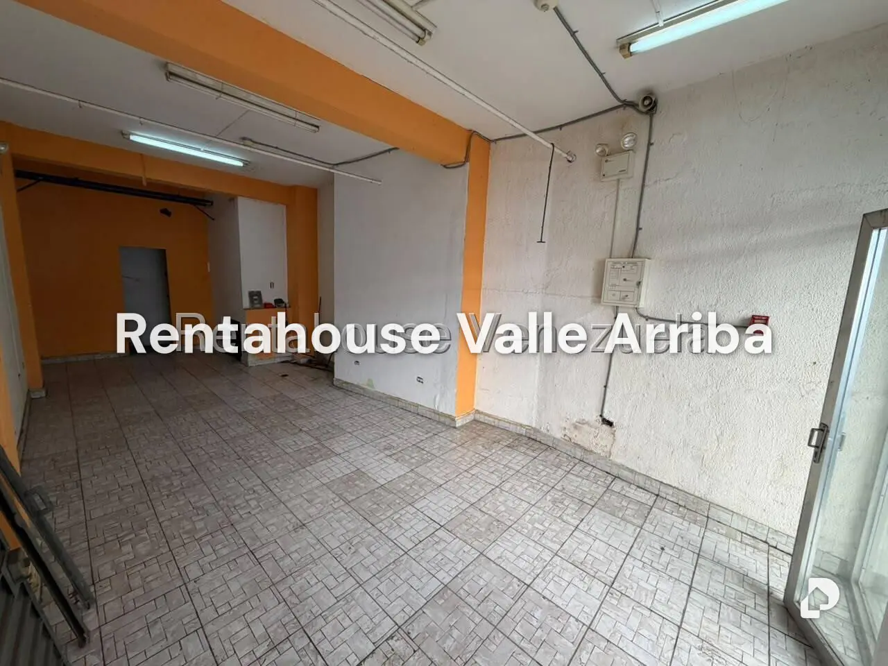 Local comercial en Parroquia Altagracia, Caracas – 5