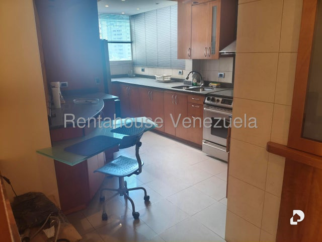 Apartamento en Terrazas del Ávila, Caracas – 4