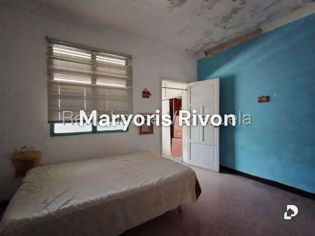 Casa en Santa Mónica, Caracas – 25