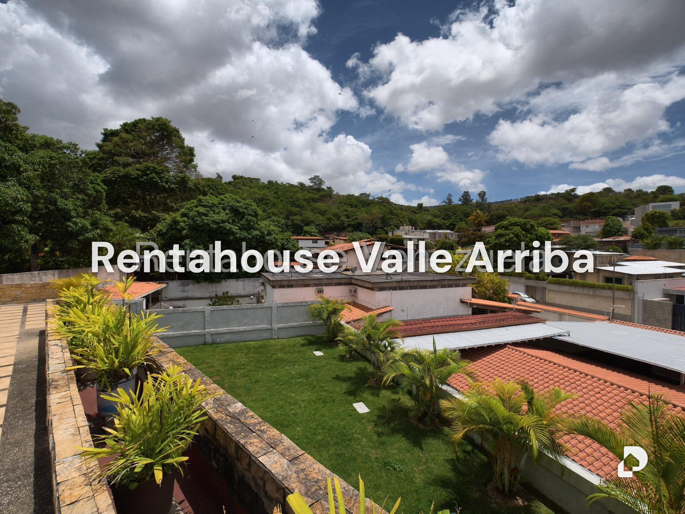Casa en Cumbres de Curumo, Caracas – 24