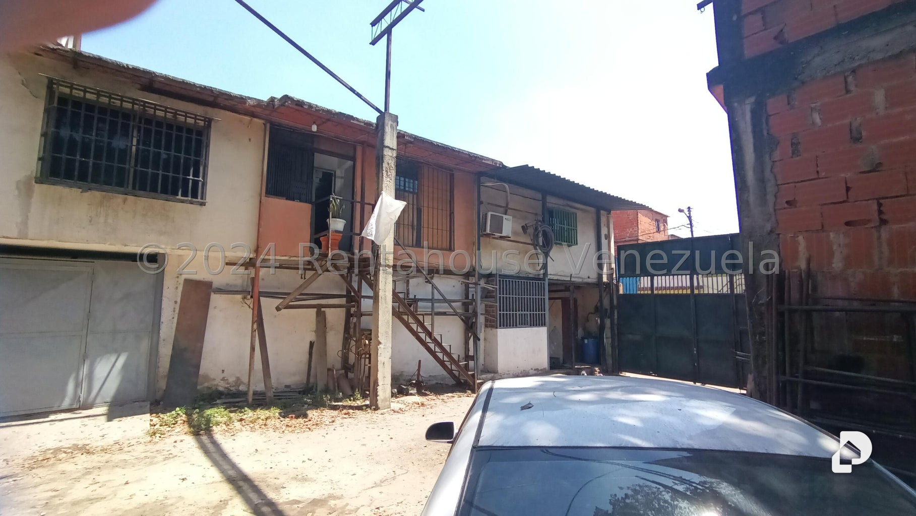 Local comercial en Catia, Caracas – 12