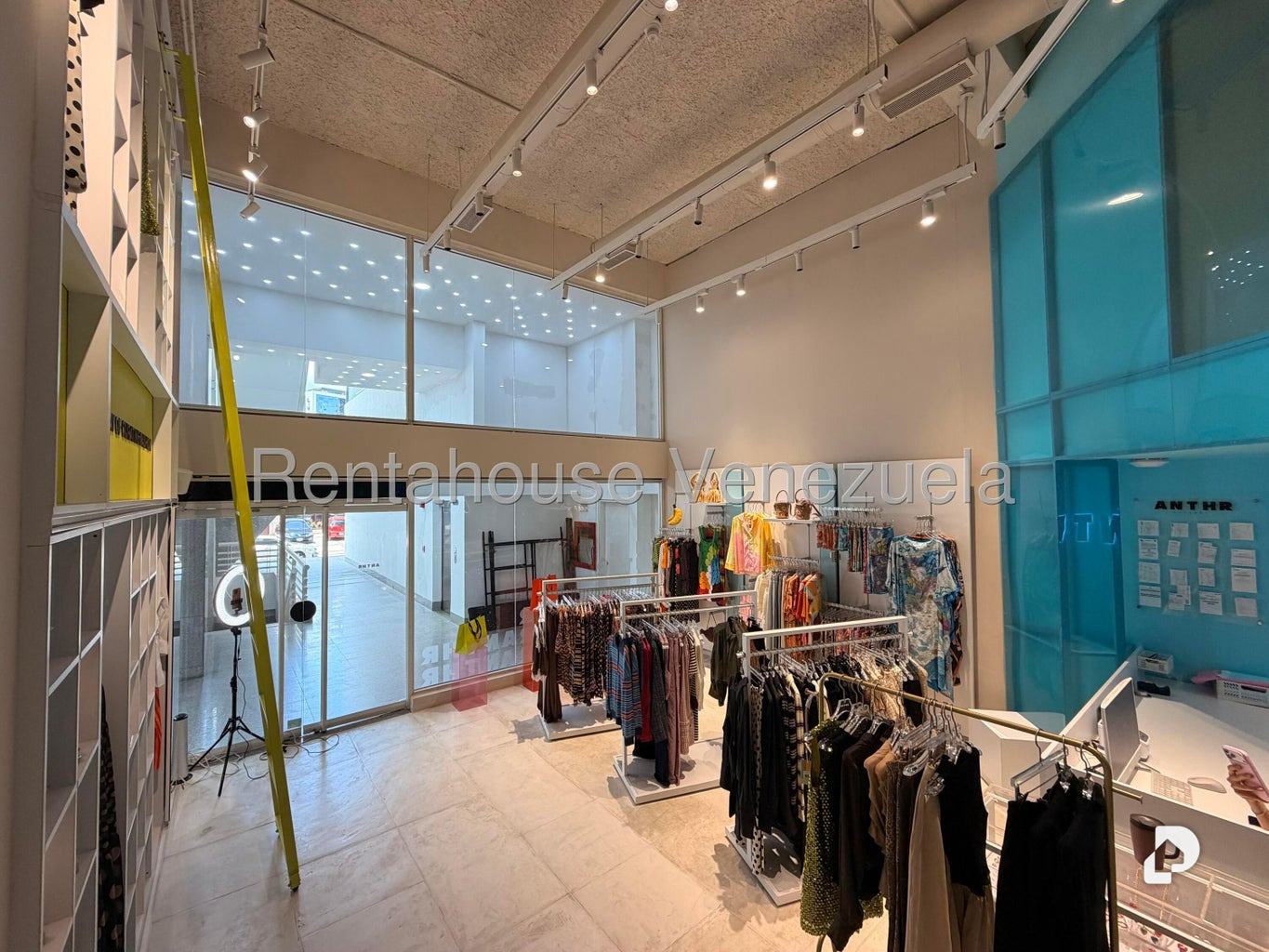 Local comercial en Las Mercedes, Caracas – 6