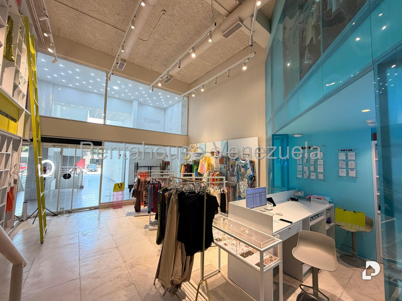 Local comercial en Las Mercedes, Caracas – 8